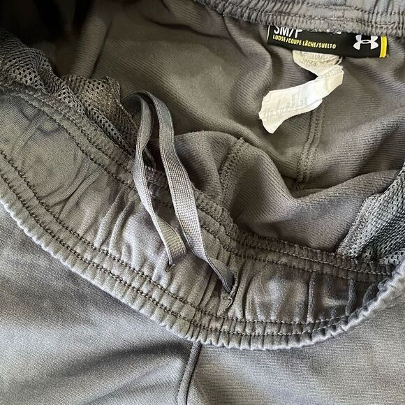 Adult Under Armour Track Pants - Picture 6 of 7